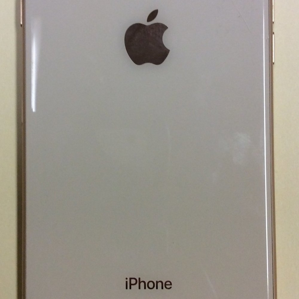 Apple iPhone 8 Plus – 64gb Rosegold - Picture 4 of 5